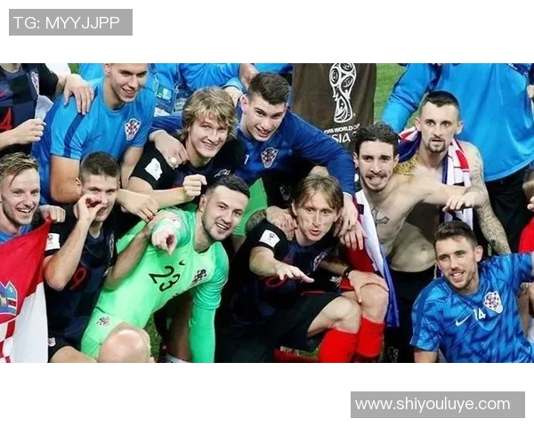 足球球星场上场下欢乐逗比瞬间大合集免费观看下载